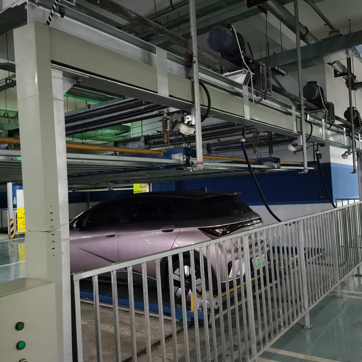 內(nèi)江PSH3三層升降橫移式機械立體停車設(shè)備