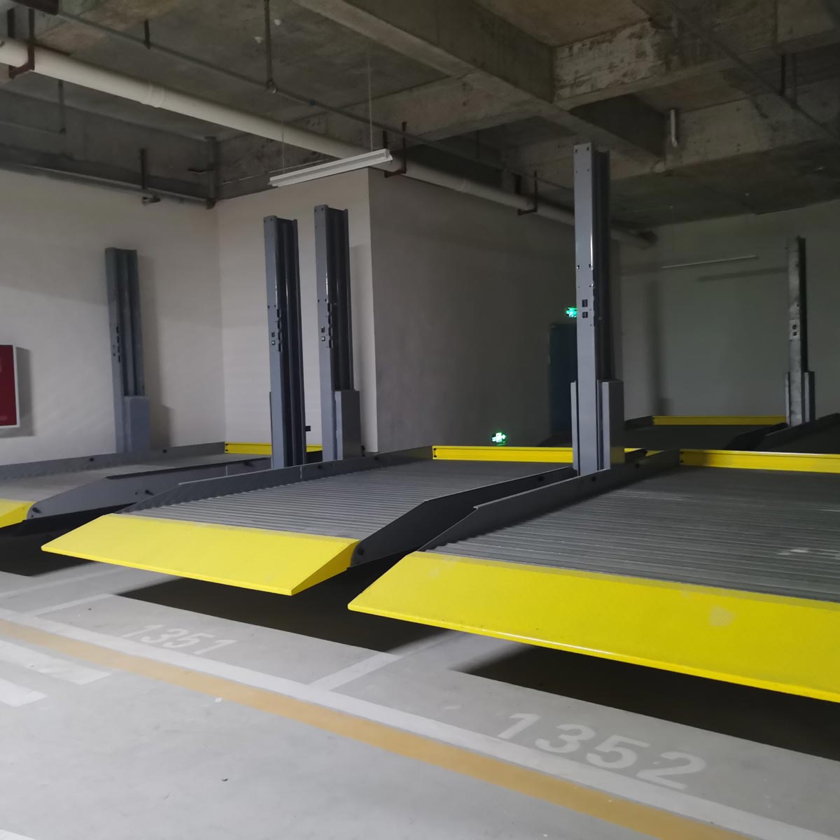 爐霍簡易升降式機械停車設(shè)備二手