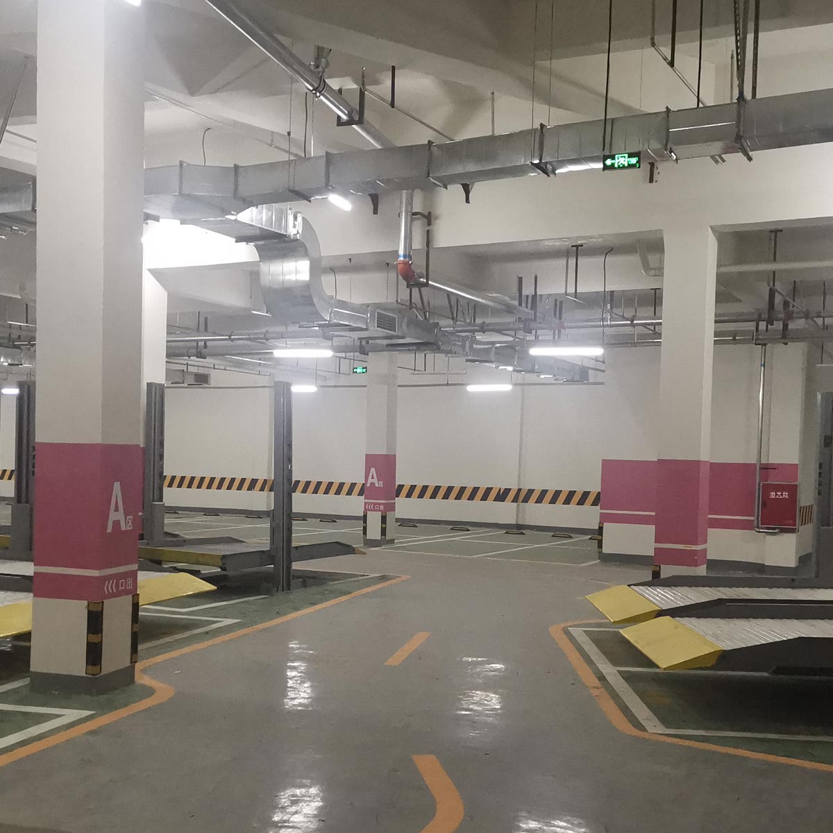 白云簡易升降式立體車庫停車設(shè)備租賃